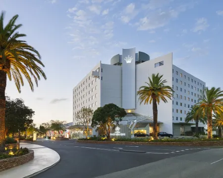 Crown Promenade Perth Hotels in Burswood