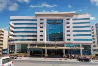 Landmark Summit Hotel Dubai - Pysäköinti