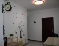 Sanya Clownfish Hostel (Sea-view Inn)