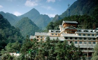 Longsheng Hot-spring Hotel