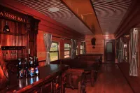 Weichang Mulan Culture Park Train Hotel - Bar