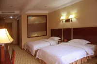 Kangding Hongxuelian Grand Hotel Hotel in zona Sichuan Kangding Guzanzhen Station
