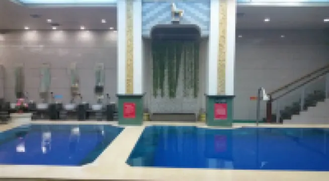 Longquan Hotel