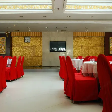 Fushun Tiantian Hotel (Mudanjiang High-speed Railway Wanda Branch)