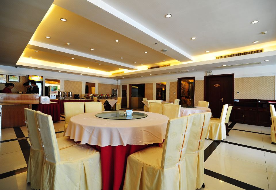 3. 에어포트 호텔 ..