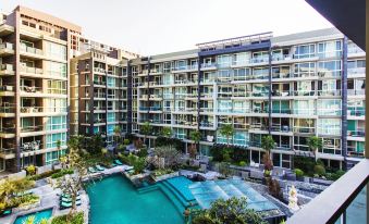 Apus Condominium Pattaya