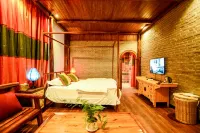 Huayutang Renwen Inn Hotel a Luoping