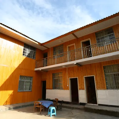 Shibanya Inn Hoteles cerca de Wulong Village