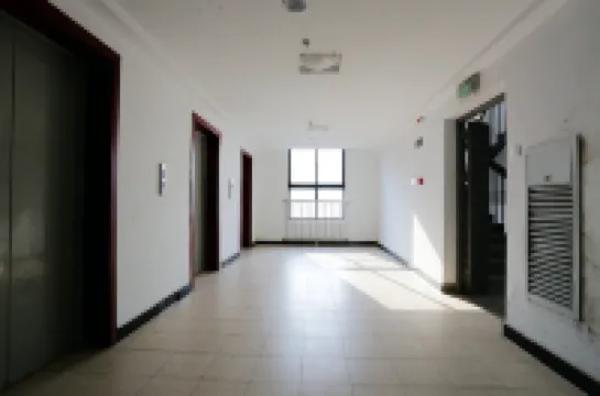 Wowo Theme Apartment (Chuzhou Modern City)