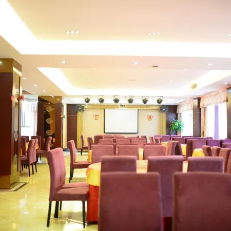 Luming Hotel