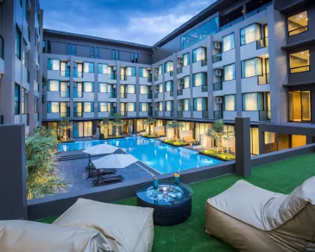 เดอะ คริสตัล โฮเทล บุรีรัมย์ โรงแรมในบุรีรัมย์