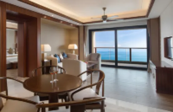 Jinghai Hotel & Resort