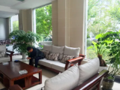 Pingwu Yinxing Hotel Hotéis em Pingwu