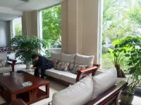 Pingwu Yinxing Hotel