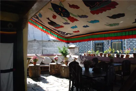 House of Shambhala Отели в г. Лхаса