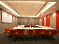 Metro Y Hotel Singapore Hotels near Tanglin
