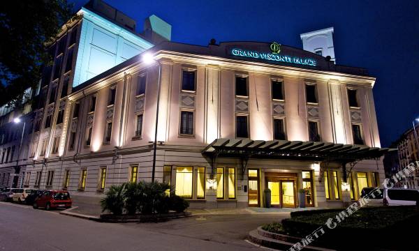 Grand Visconti Palace