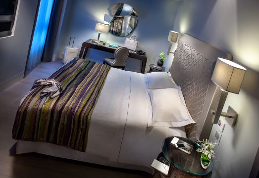 밀라노 호텔 객실 전경