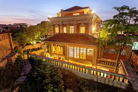 Lilac Garden Hotel Отели рядом с достопримечательностью «Xiamen Overseas Chinese Subtropical Plant Introduction Garden»