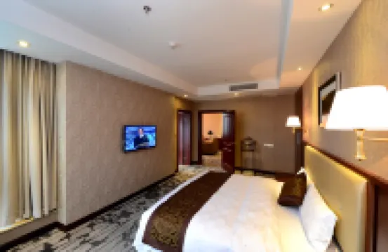 Hongsheng Hotel (Liupanshui Wanda Plaza High Speed Railway Station)