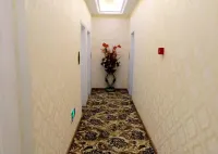 Zhonghai Music Hotel