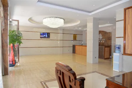 Long'an Jiaxingcheng Hotel Отели рядом с достопримечательностью «Diecheng Square»