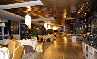 Vienna International Hotel (Fuzhou Taijiang Wanda Gaohu Longfu) - Housity