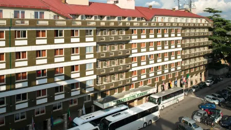 Grand Hotel Fleming by Omnia Hotels Отели рядом с достопримечательностью «Via Don Carlo Gnocchi»