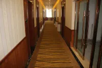 Hezheng Fuqiang Business Hotel - parcheggio