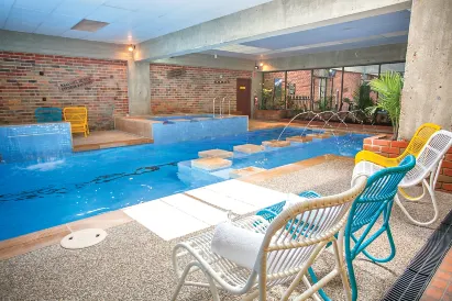 Sovereign Park Motor Inn