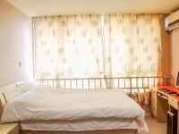 青岛诺亚旅游公寓 - 温馨大床房