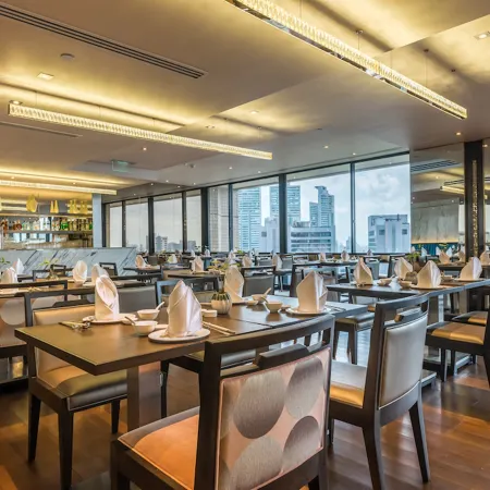 Emporium Suites by Chatrium Отели рядом с достопримечательностью «Торговый центр EmQuartier»