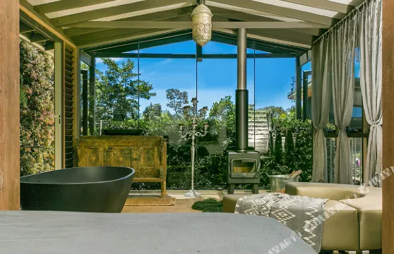 拜倫灣Pt's時尚豪華度假村