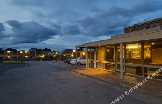 弗林德斯汽車旅館