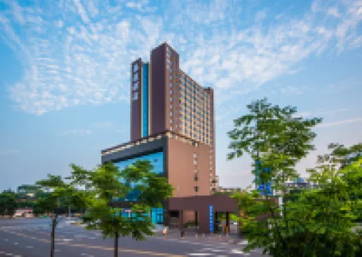 Century Jiayuan Hotel