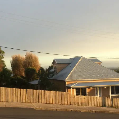 Noah's Stanley Luxury Bed and Breakfast