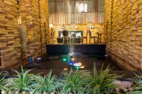 Floral Water Bay Roman Holiday Hot Spring Villa - Villas