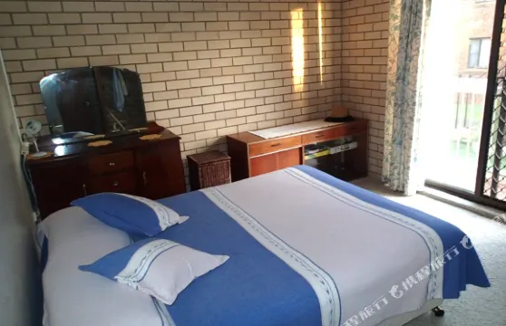 UNIT 2 KOORINGAL, 25 BURGESS STREET, KINGS BEACH酒店