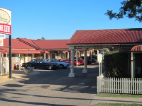 Dalby Mid Town Motor Inn Hotels in Dalby
