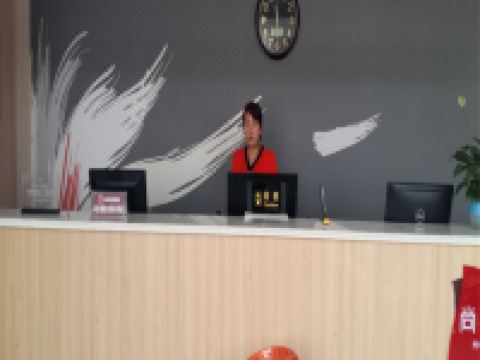 瓜州宏源精品酒店