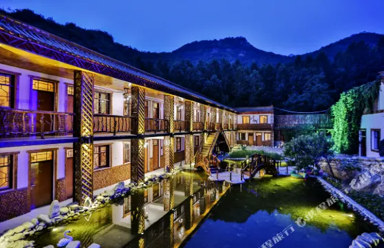 霧靈山水院小築生態客棧