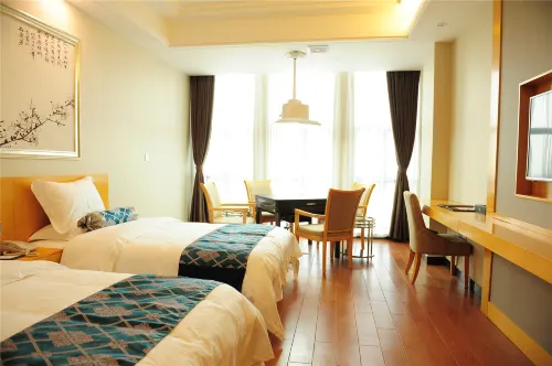 Yiyang Taojiang County Oriental Hotel