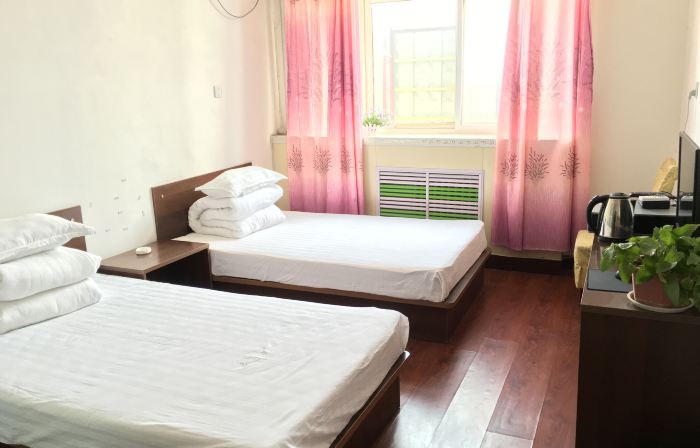 Wuyi yilin express hotel