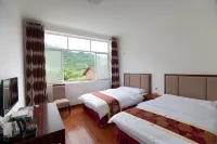 Lushan Lantian Hotel Hotels near Longmen Ancient Town, Lushan