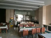 Songhuajiang International Hotel Hotels in Tongjiang