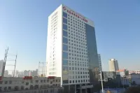 IU Hotel (Urumqi Railway Bureau Subway Station) Hotel dekat Chinese Academy of Sciences Institute of Ecology and Geography Specimen Hall