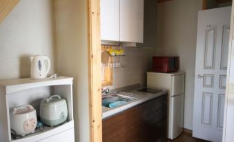 Dalbikhosoo Pension Boeun