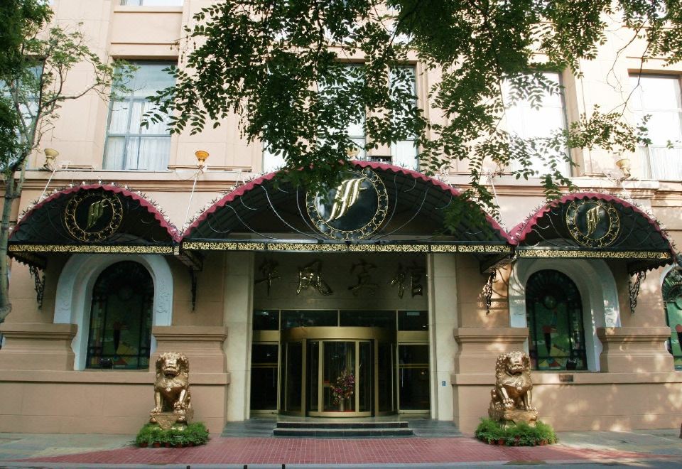 hotel overview picture