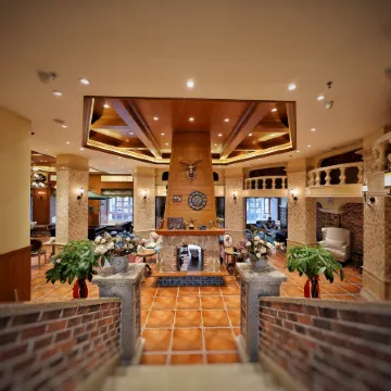 Yake Town Holiday Hotel