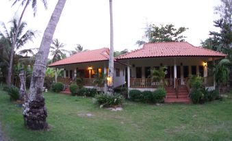Yanui Seaview Resort